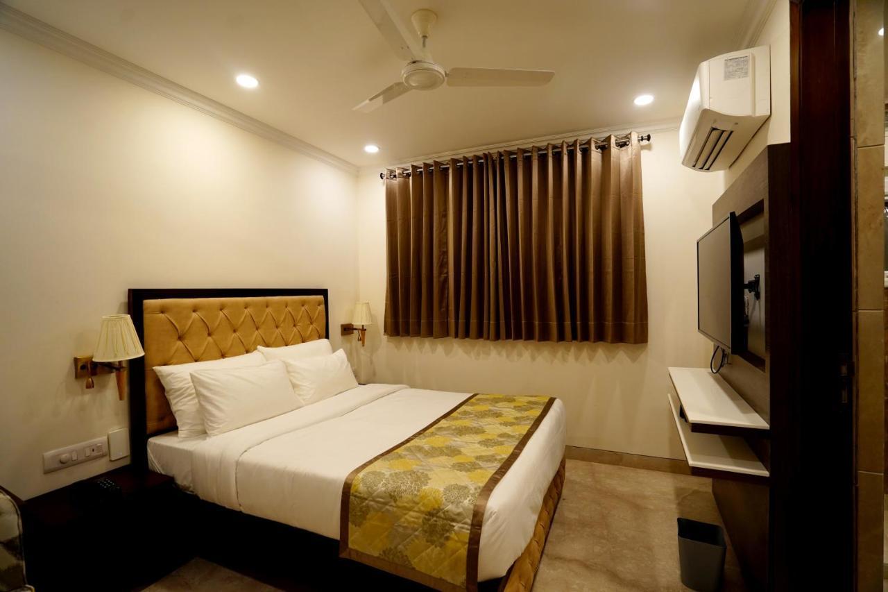Hotel Wongdhen House Nuova Delhi Esterno foto