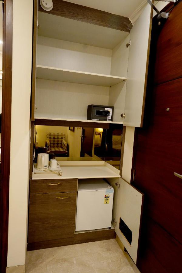 Hotel Wongdhen House Nuova Delhi Esterno foto