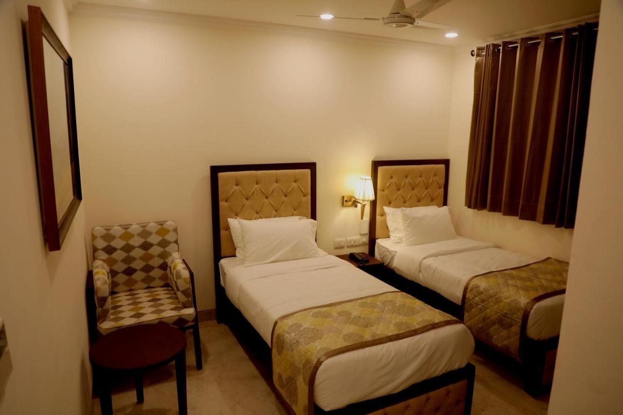 Hotel Wongdhen House Nuova Delhi Esterno foto